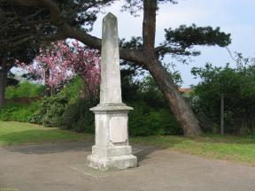 Greenwich Meridian Marker; England; Hertfordshire; Hoddesdon